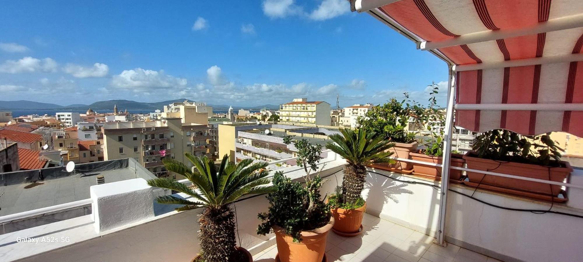 Appartamento Con Terrazza Альгеро Экстерьер фото