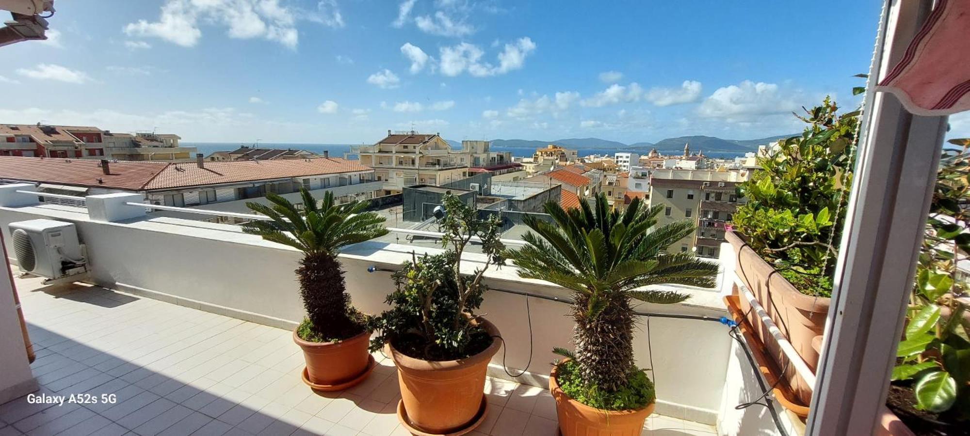 Appartamento Con Terrazza Альгеро Экстерьер фото